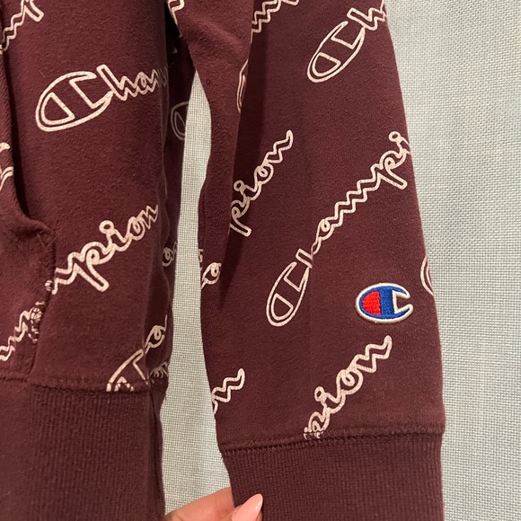 Champion Maroon Hoodie 💜✨ - Picture 3 of 5